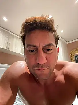 Tommyboy-69 online show from June 2026 02:06:01 AM