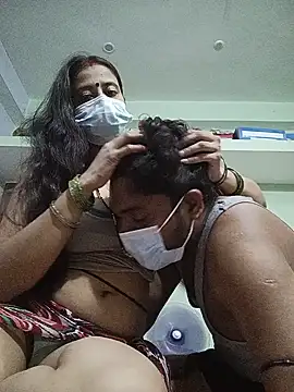 married couple1111 online show from July 2026 06:40:01 PM