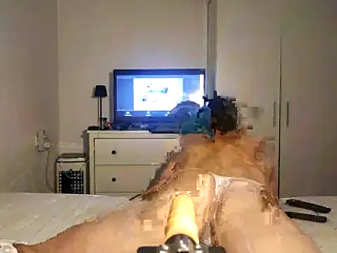 melofoxx online show from June 2026 06:20:01 PM