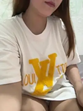 nhungbaby12 online show from July 2026 08:59:02 PM