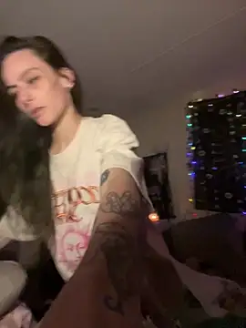 brujxgrey online show from June 2026 04:24:02 AM