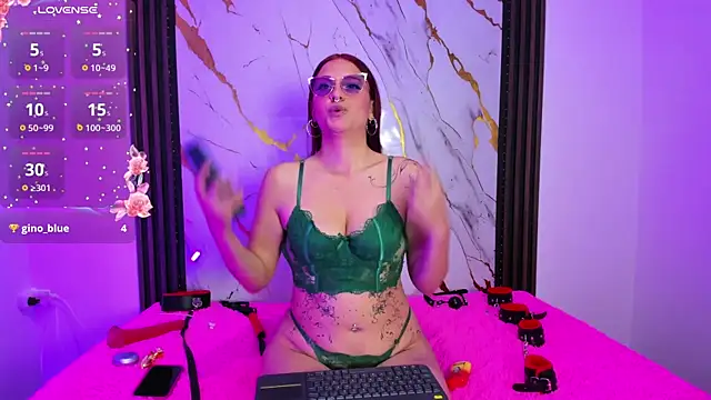 Lilhi moon  online show from July 2026 03:05:01 PM