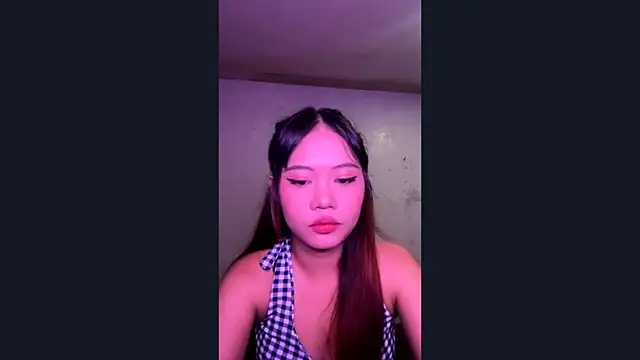 BritneySandrowicz online show from July 2026 11:18:01 AM
