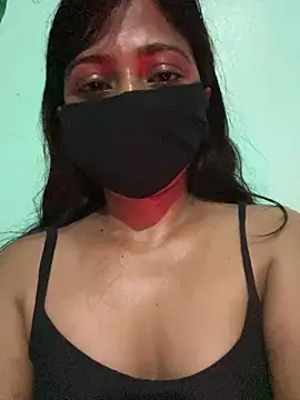Snapshot of Miss-puhu chatting on July 2026 10:45:01 PM Miss-puhu online show from July 2026 10:45:01 PM