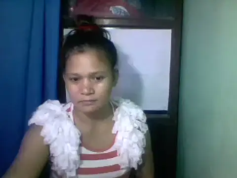 Snapshot of Lovelypinay26 chatting on July 2026 02:05:17 AM Lovelypinay26 online show from July 2026 02:05:17 AM