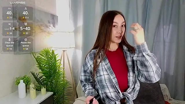 JinnyMenzella online show from July 2026 03:44:01 AM