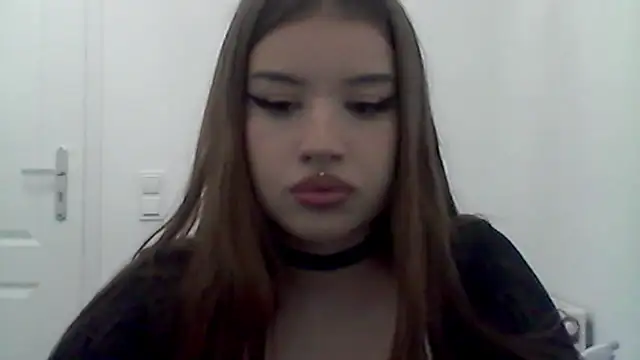MollyHotTeen online show from July 2026 02:30:01 PM