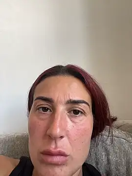 Command Queen online show from July 2026 12:53:01 PM