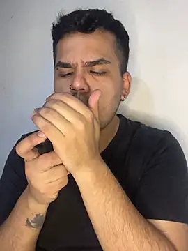 LatinBearX online show from July 2026 11:47:02 AM