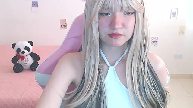SweetSkyy 1 online show from July 2026 10:34:01 PM