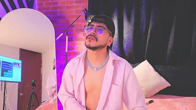 Zayn Bellmont online show from July 2026 11:59:01 AM