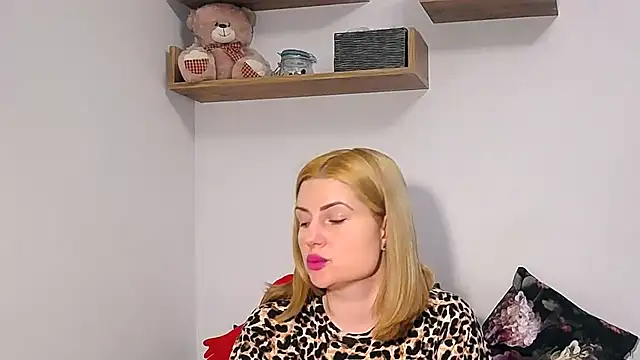 Snapshot of alisenties chatting on February 2026 03:43:01 PM alisenties online show from February 2026 03:43:01 PM