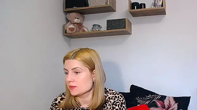 Snapshot of alisenties chatting on March 2026 02:56:01 PM alisenties online show from March 2026 02:56:01 PM