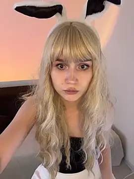 Charlotte Pretty online show from July 2026 10:21:02 AM