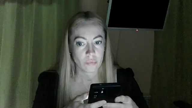 LensyTourels online show from July 2026 05:18:01 PM
