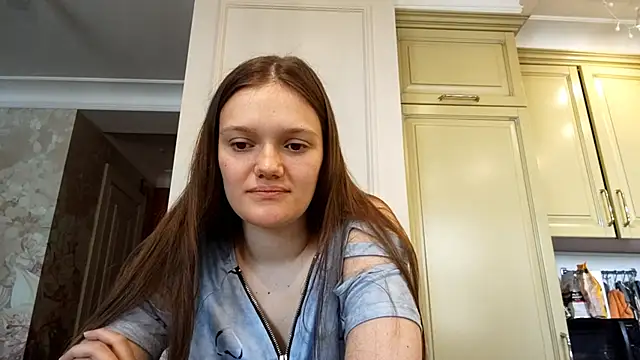 Snapshot of MarloOsburn chatting on July 2026 10:39:01 AM MarloOsburn online show from July 2026 10:39:01 AM