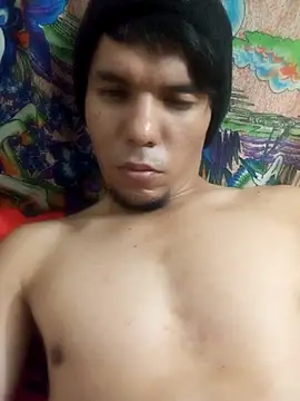 Snapshot of Leugim_10 chatting on July 2026 05:22:02 AM Leugim 10 online show from July 2026 05:22:02 AM