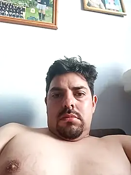 Snapshot of robredoj chatting on November 2025 10:52:01 PM robredoj online show from November 2025 10:52:01 PM