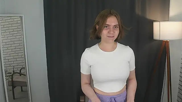 MikkiMazzillo online show from July 2026 03:15:02 AM