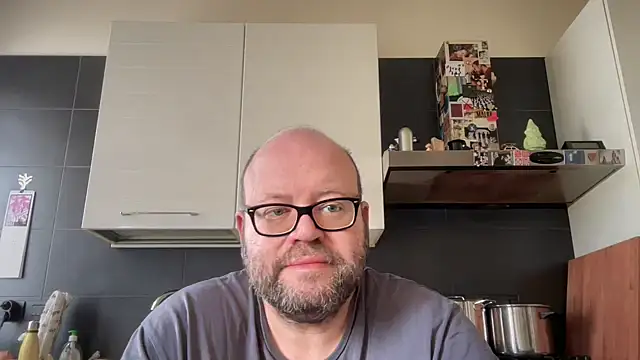 theitalianbear online show from April 2026 07:58:02 AM