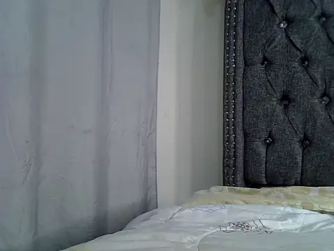 sexxyleslyy online show from July 2026 08:52:02 PM