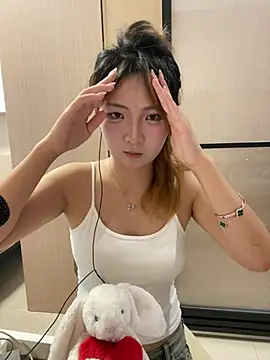 tingting89 online show from August 2026 05:17:01 AM