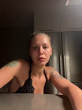 missmolly88 online show from August 2026 09:57:01 PM