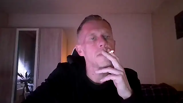 slaveboy2016xh online show from December 2024 11:59:01 PM