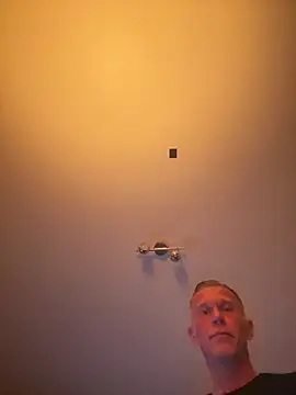 slaveboy2016xh online show from February 2025 11:48:01 PM