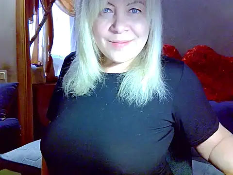 AgoniA7 online show from April 2026 03:55:01 AM