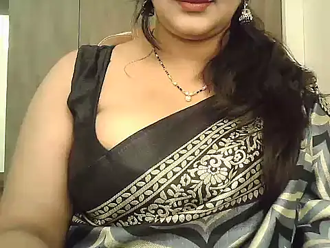 Snapshot of Spandana_Sweety chatting on February 2026 06:14:02 AM Spandana Sweety online show from February 2026 06:14:02 AM
