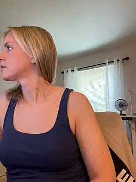 Kay Cakes online show from July 2026 02:21:01 PM