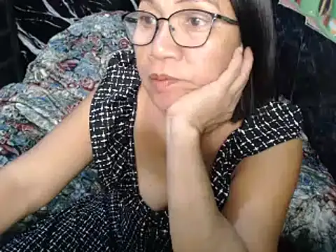 ASIANDOLLY4U online show from April 2026 10:49:02 AM