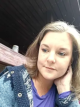 SwedishJennifer online show from June 2026 01:14:01 PM