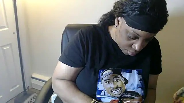 Sexymona1218 online show from April 2026 07:31:01 AM