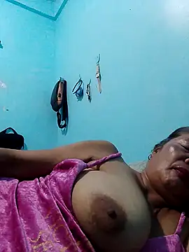 sexylizzy4u online show from February 2026 06:09:01 PM