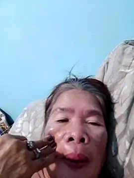 sexylizzy4u online show from March 2026 11:08:01 PM