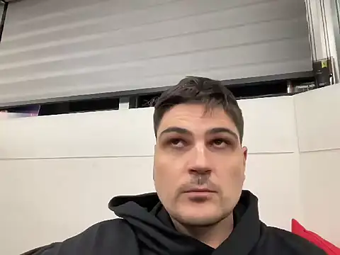 NixdreyModel1 online show from November 2025 03:45:01 PM