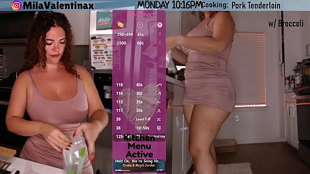 Snapshot of MilaValentina chatting on July 2026 02:16:01 AM MilaValentina online show from July 2026 02:16:01 AM