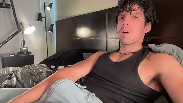 beranco19 online show from March 2026 06:15:02 PM