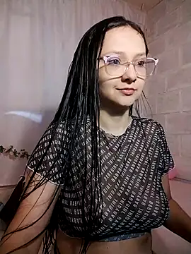 Camilatinass  online show from March 2026 12:31:02 PM