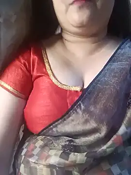 Snapshot of naughtymadam chatting on May 2026 05:27:02 AM naughtymadam online show from May 2026 05:27:02 AM