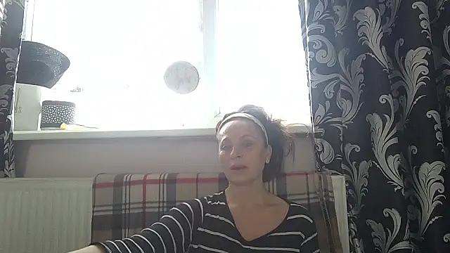 LindaStarS online show from April 2026 06:39:01 AM