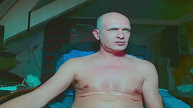 maxhard77 online show from November 2025 10:59:02 PM