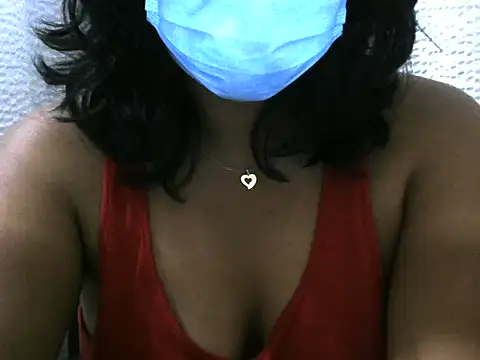 Artinah22 online show from November 2025 08:41:01 PM