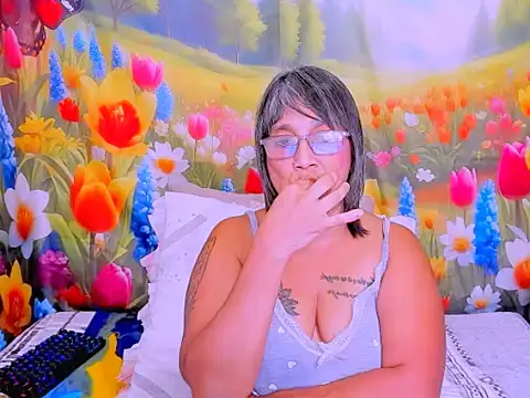 indianroxy online show from April 2026 07:25:01 PM