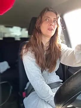 MariiD online show from March 2026 07:03:01 AM