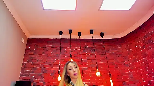 Snapshot of ChristynaRoss chatting on March 2026 08:26:02 PM ChristynaRoss online show from March 2026 08:26:02 PM