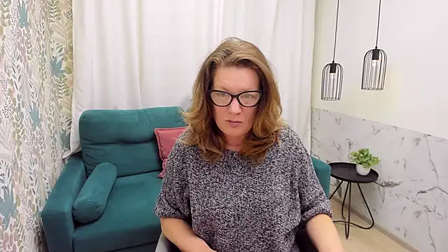 LeaPure online show from February 2026 05:05:02 AM