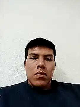 Snapshot of mikeeeeeell chatting on October 2025 09:44:01 PM mikeeeeeell online show from October 2025 09:44:01 PM